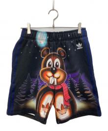 adidas×KERWIN FROST（アディダス×カーウィン・フロスト）の古着「グラフィックショートパンツ」｜ブラック