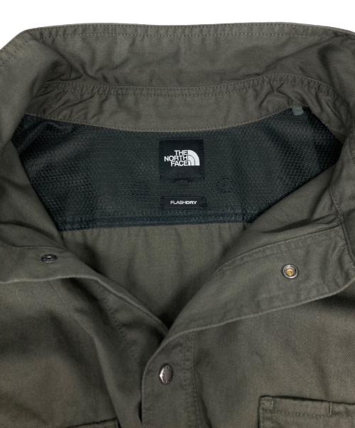 THE NORTH FACE（ザ ノース フェイス）THE NORTH FACE (ザ ノース フェイス) ロングスリーブロックステディチノシャツ カーキ サイズ:Lの古着・服飾アイテム