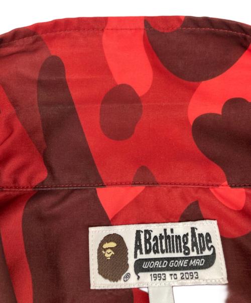 A BATHING APE（ア ベイシング エイプ）A BATHING APE (ア ベイシング エイプ) COLOR CAMO APE HEAD ONE POINT SHIRT/カラーカモエイプヘッドワンポイントシャツ レッド サイズ:2XLの古着・服飾アイテム
