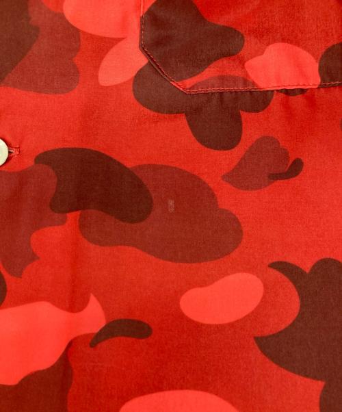 A BATHING APE（ア ベイシング エイプ）A BATHING APE (ア ベイシング エイプ) COLOR CAMO APE HEAD ONE POINT SHIRT/カラーカモエイプヘッドワンポイントシャツ レッド サイズ:2XLの古着・服飾アイテム