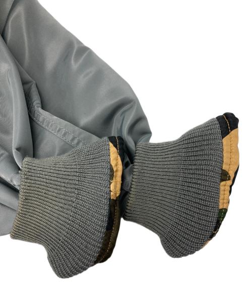 A BATHING APE（ア ベイシング エイプ）A BATHING APE TIGER EMBROIDERY REVERSIBLE LIGHT BOMBER JACKET/タイガー エンブロイダリー リバーシブル ライト ボンバー ジャケット グレー サイズ:Lの古着・服飾アイテム