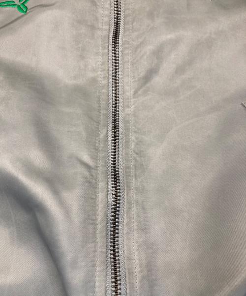 A BATHING APE（ア ベイシング エイプ）A BATHING APE TIGER EMBROIDERY REVERSIBLE LIGHT BOMBER JACKET/タイガー エンブロイダリー リバーシブル ライト ボンバー ジャケット グレー サイズ:Lの古着・服飾アイテム