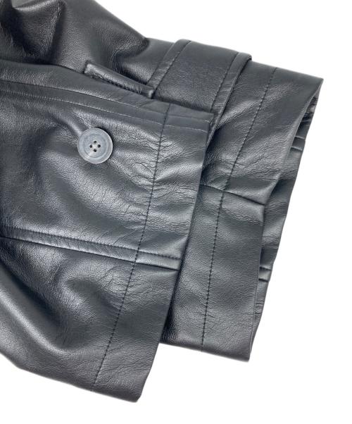 MAISON SPECIAL（メゾンスペシャル）MAISON SPECIAL (メゾンスペシャル) リサイクルライトフェイクレザープライムオーバーステンカラーコート ブラック サイズ:1の古着・服飾アイテム