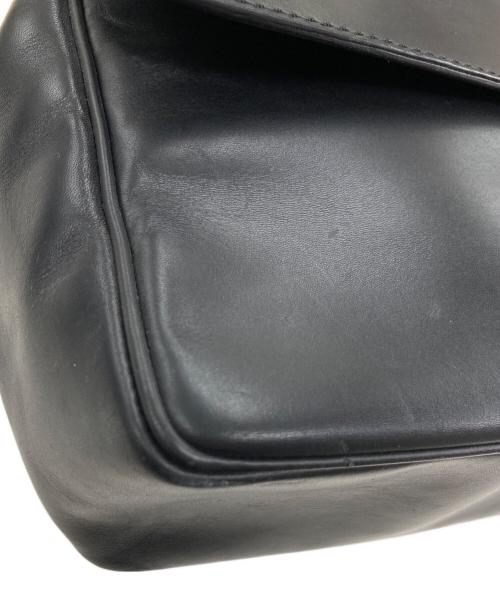 GIORGIO ARMANI（ジョルジョアルマーニ）GIORGIO ARMANI (ジョルジョアルマーニ) レザーハンドバッグ ブラックの古着・服飾アイテム