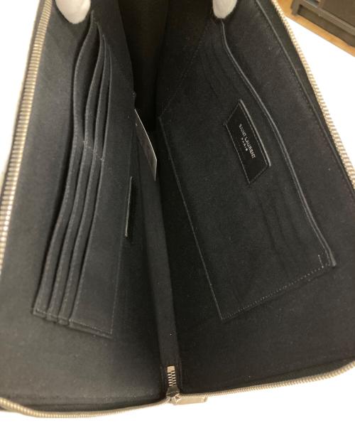 Saint Laurent Paris（サンローランパリ）Saint Laurent Paris (サンローランパリ) レザー・タブレットケース クラッチバッグ ブラックの古着・服飾アイテム