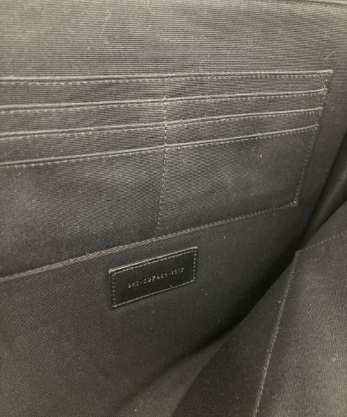 Saint Laurent Paris（サンローランパリ）Saint Laurent Paris (サンローランパリ) レザー・タブレットケース クラッチバッグ ブラックの古着・服飾アイテム