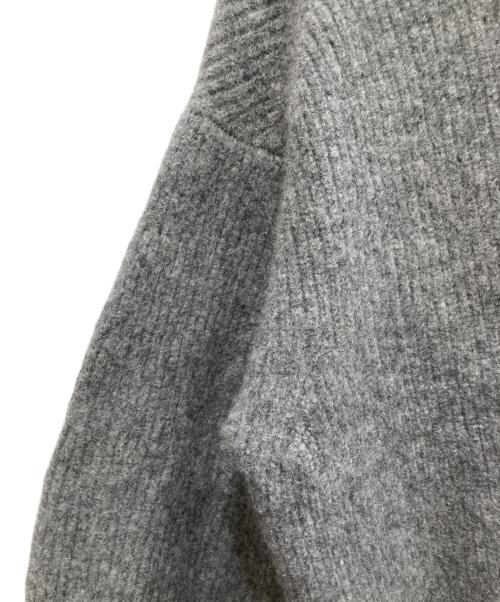 Curensology（カレンソロジー）Curensology (カレンソロジー) ウールカシミヤステッチVネックプルオーバー ニット グレー サイズ:Fの古着・服飾アイテム