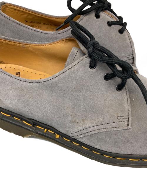 Dr.Martens（ドクターマーチン）Dr.Martens (ドクターマーチン) 3 ホールスウェードシューズ グレー サイズ:7の古着・服飾アイテム