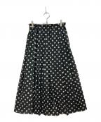 le.coeur blancルクールブラン）の古着「ローンドットプリントタックギャザースカート」｜ホワイト×ブラック