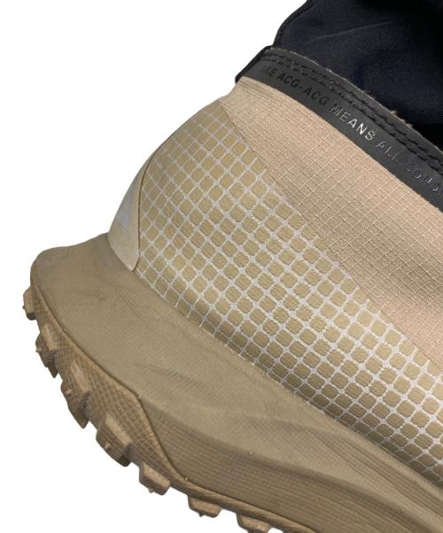 NIKE（ナイキ）NIKE (ナイキ) ACG Mountain Fly Gore-Tex 8.5 スニーカー/ACG マウンテンフライ　ゴアテックス　8.5　スニーカー ベージュ サイズ:27の古着・服飾アイテム