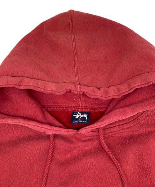 stussy（ステューシー）stussy (ステューシー) ロゴパーカー レッド サイズ:Ｓの古着・服飾アイテム
