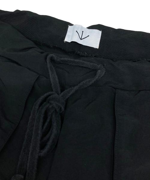 whoisjacov（フーズジェイコブ）whoisjacov (フーズジェイコブ) mulch pocket cargo pants/マルチ ポケット カーゴ パンツ ブラック サイズ:Sの古着・服飾アイテム