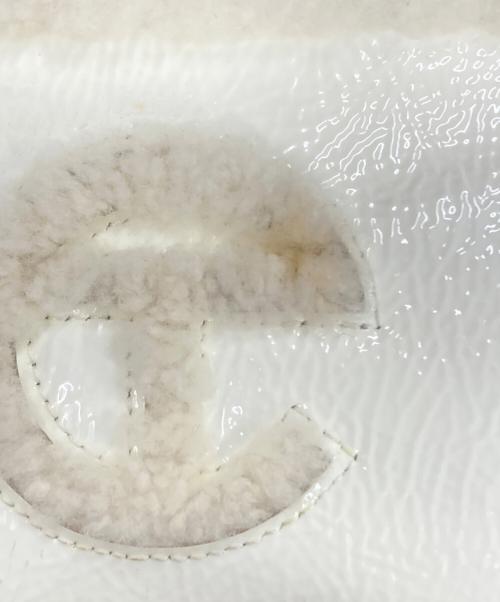 UGG（アグ）UGG (アグ) TELFAR (テルファー) S Shopper Crinkle ホワイトの古着・服飾アイテム