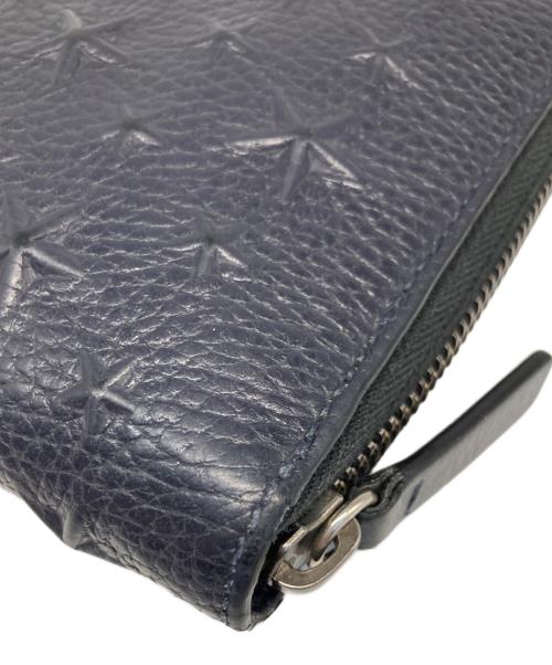 JIMMY CHOO（ジミーチュウ）JIMMY CHOO (ジミーチュウ) スターラウンドジップ2つ折り財布 ネイビーの古着・服飾アイテム