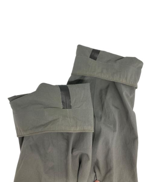 ARC'TERYX VEILANCE（アークテリクスヴェイランス）ARC'TERYX VEILANCE (アークテリクスヴェイランス) ジャケット グレー サイズ:ＸＳの古着・服飾アイテム