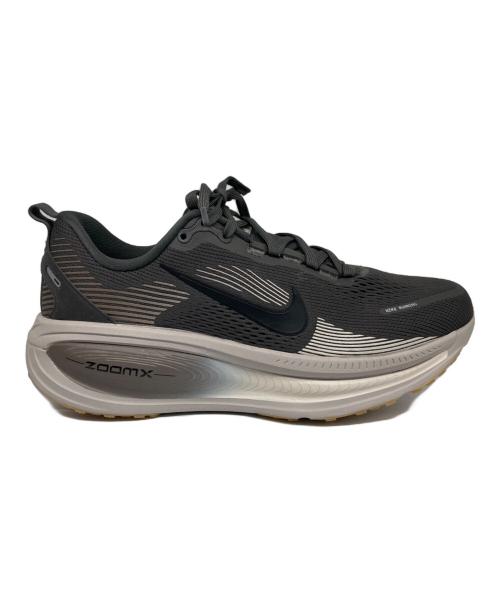 NIKE（ナイキ）NIKE (ナイキ) Vomero 18 スニーカー/ボメロ グレー サイズ:26の古着・服飾アイテム