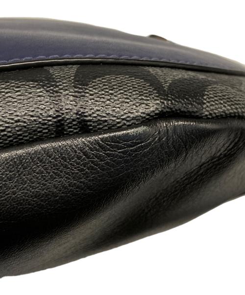 COACH（コーチ）COACH (コーチ) ボディーバッグ ネイビーの古着・服飾アイテム