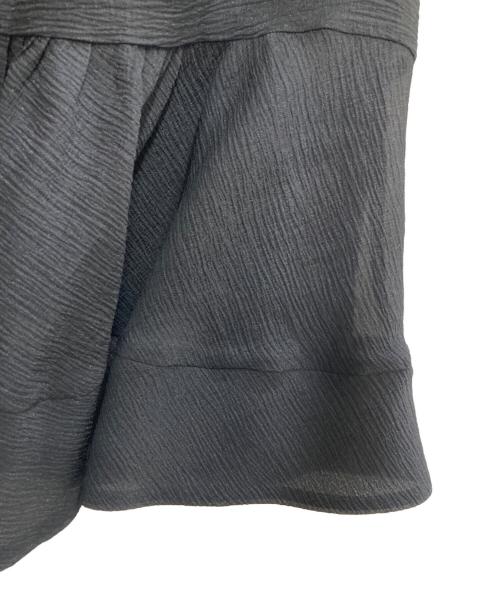 Lily Brown（リリーブラウン）Lily Brown (リリーブラウン) アメスリティアードブラウス ブラック サイズ:Freeの古着・服飾アイテム