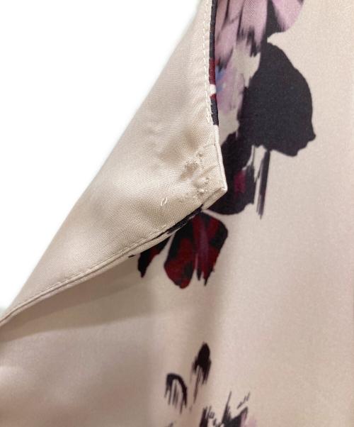 HER LIP TO（ハーリップトゥ）HER LIP TO (ハーリップトゥ) Muse Floral Cut-Out Dress/ミューズ フローラル カット アウト ドレス ベージュ サイズ:Ｍの古着・服飾アイテム