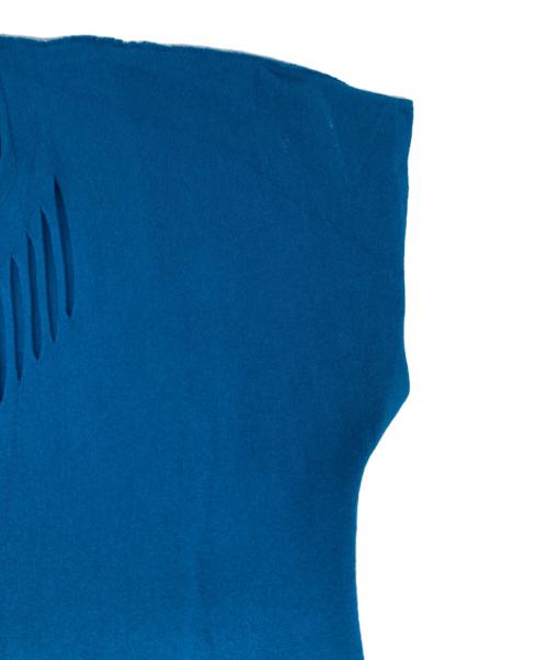 ISSEY MIYAKE（イッセイミヤケ）ISSEY MIYAKE (イッセイミヤケ) ノースリーブカットソー ブルー サイズ:2の古着・服飾アイテム