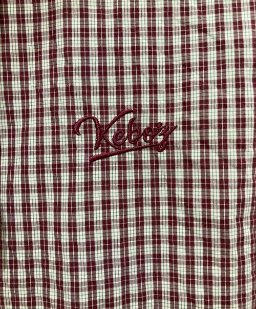 KEBOZ（ケボズ）KEBOZ (ケボズ) CHECK HOOD SHIRT/チェック フード シート ホワイト×レッド サイズ:Ｍの古着・服飾アイテム