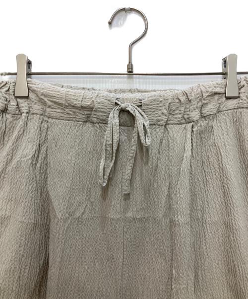 YUNI（ユニ）YUNI (ユニ) コットン シアサッカー ゴム パンツ ベージュ サイズ:ＦＲＥＥ　 未使用品の古着・服飾アイテム