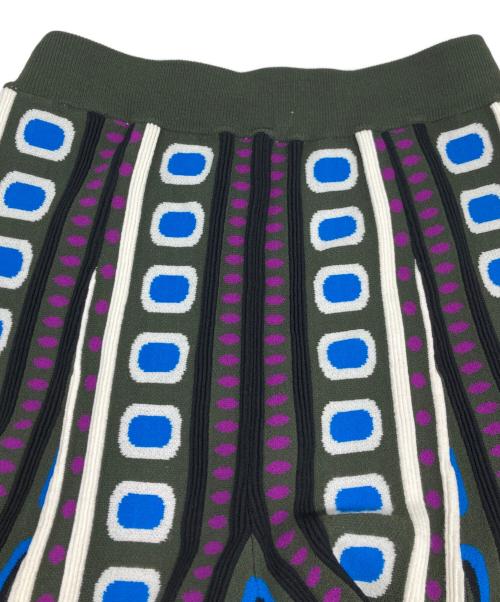OMMO（オーエムエムオー）OMMO (オーエムエムオー) FLASK PATTERN JACQUARD KNIT PT/フラッシュ パターン ジャガード ニット PT カーキ×マルチカラー サイズ:36の古着・服飾アイテム