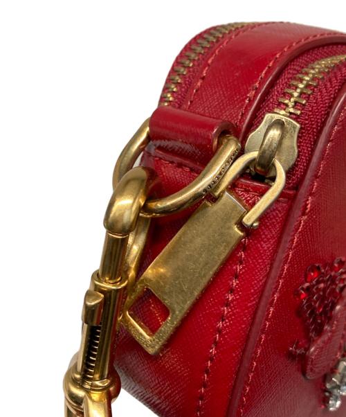 MARC JACOBS（マークジェイコブス）MARC JACOBS (マークジェイコブス) ハンドトゥーハートスナップショット レッドの古着・服飾アイテム