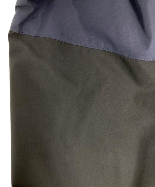 adidas（アディダス）adidas (アディダス) everyone (エブリワン) OPTIMAL PRIMA LOFT JACKET ブラック×ネイビー サイズ:Mの古着・服飾アイテム