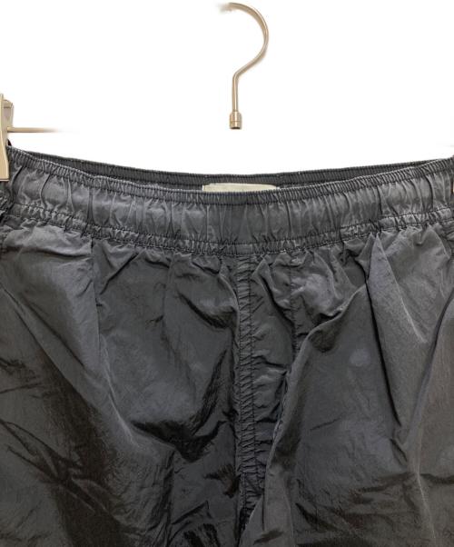 STONE ISLAND（ストーンアイランド）STONE ISLAND (ストーンアイランド) Nylon Metal Swim Short/ナイロン メタル スウィム スポーツ ブラック サイズ:sの古着・服飾アイテム