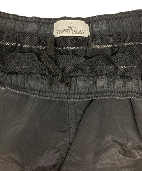 STONE ISLAND（ストーンアイランド）STONE ISLAND (ストーンアイランド) Nylon Metal Swim Short/ナイロン メタル スウィム スポーツ ブラック サイズ:sの古着・服飾アイテム