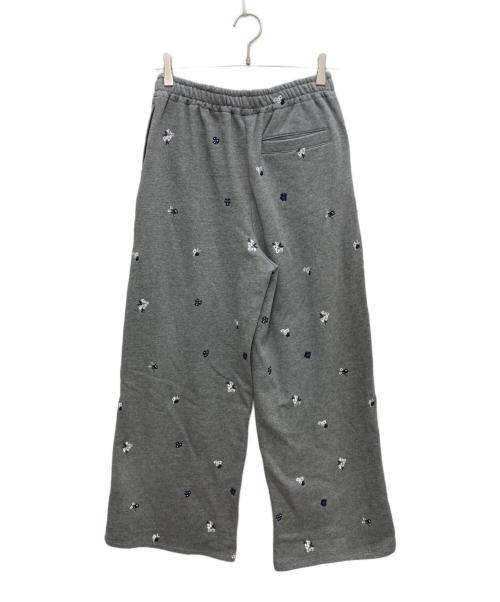 U by SPICK&SPAN（ユー バイ スピック＆スパン）U by SPICK&SPAN (ユー バイ スピック＆スパン) ルーズストレート刺繍スウェットパンツ グレー サイズ:38の古着・服飾アイテム