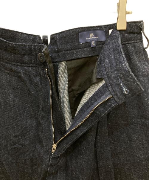 LEVI'S（リーバイス）LEVI'S (リーバイス) BLUETAB™ プリーツトラウザー ジーンズ ブラック サイズ:31/28の古着・服飾アイテム