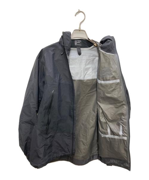 ARC'TERYX（アークテリクス）ARC'TERYX (アークテリクス) BETA SL HYBRID JACKET ブラック サイズ:Ｍの古着・服飾アイテム