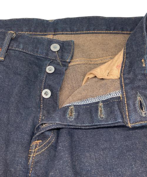 ONI DENIM（オニデニム）ONI DENIM (オニデニム) Relax Tapered 15oz Stretch Denim Grayish Olive Topping インディゴ サイズ:W36の古着・服飾アイテム