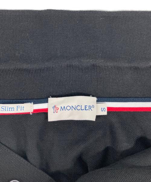 MONCLER（モンクレール）MONCLER (モンクレール) ワッペンスリーブポロシャツ ブラック サイズ:Sの古着・服飾アイテム