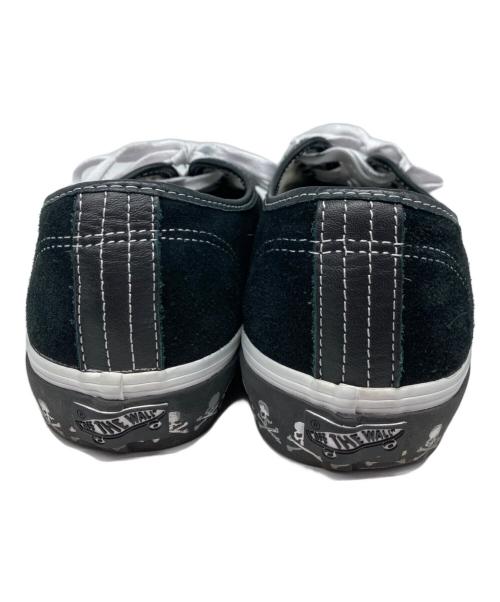 VANS（ヴァンズ）VANS (ヴァンズ) Mastermind (マスターマインド) ローカットスニーカー ホワイト×ブラック サイズ:27.5cm/US9.5/UK8.5/EUR43の古着・服飾アイテム