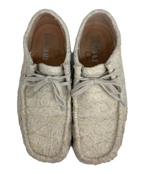 CLARKS（クラークス）CLARKS (クラークス) ワラビーシューズ ホワイト サイズ:26.0の古着・服飾アイテム