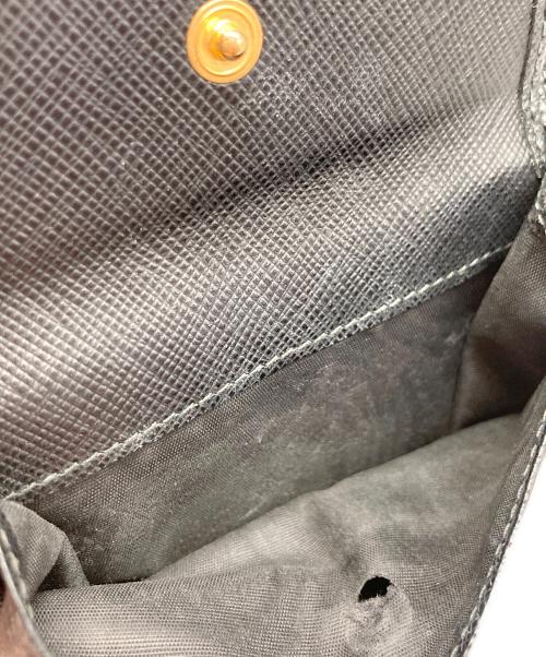 PRADA（プラダ）PRADA (プラダ) サフィアーノ 二つ折り財布 ブラックの古着・服飾アイテム