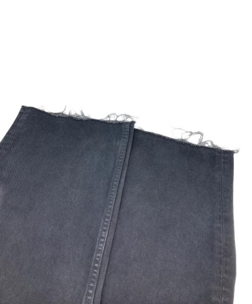 Maison Margiela（メゾンマルジェラ）Maison Margiela (メゾンマルジェラ) カットオフストレートパンツ グレー サイズ:83.5cm　Ｗ３３　の古着・服飾アイテム