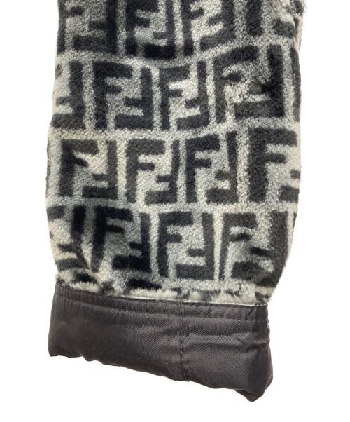 FENDI JEANS（フェンディ ジーンズ）FENDI JEANS (フェンディ ジーンズ) ヴィンテージ ズッカ柄リバーシブルボアジャケット グレー サイズ:不明の古着・服飾アイテム