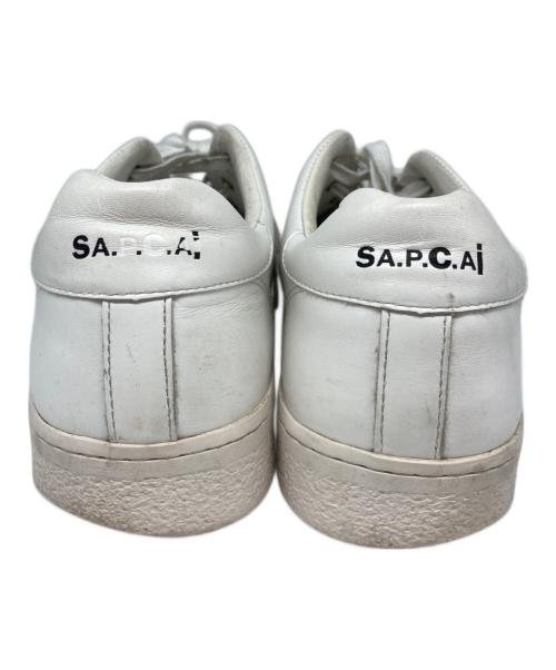 A.P.C.（アーペーセー）A.P.C. (アーペーセー) sacai (サカイ) スニーカー ホワイト サイズ:43の古着・服飾アイテム