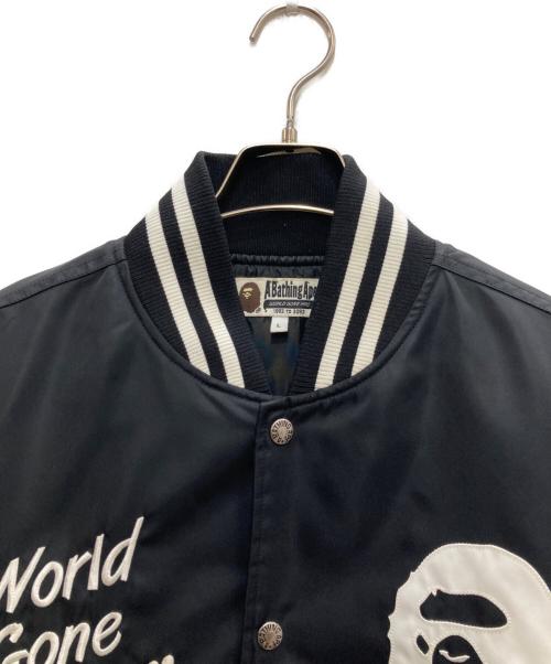 A BATHING APE（アベイシングエイプ）A BATHING APE (アベイシングエイプ) Majestic (マジェスティック) MAJESTIC SATIN VARSITY JACKET ブラック サイズ:Lの古着・服飾アイテム