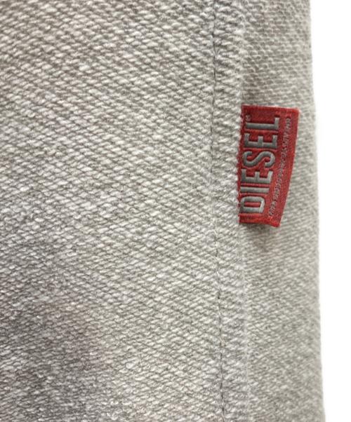 DIESEL（ディーゼル）DIESEL (ディーゼル) P-PERC-SHORT A19116 グレー サイズ:Sの古着・服飾アイテム