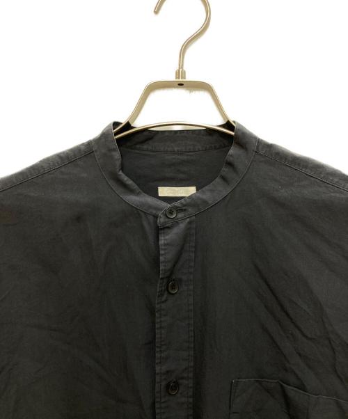 COMOLI（コモリ）COMOLI (コモリ) バンドカラーシャツ ブラック サイズ:2の古着・服飾アイテム