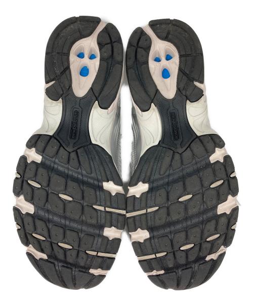 NEW BALANCE（ニューバランス）NEW BALANCE (ニューバランス) ローカットスニーカー シルバー サイズ:US8の古着・服飾アイテム