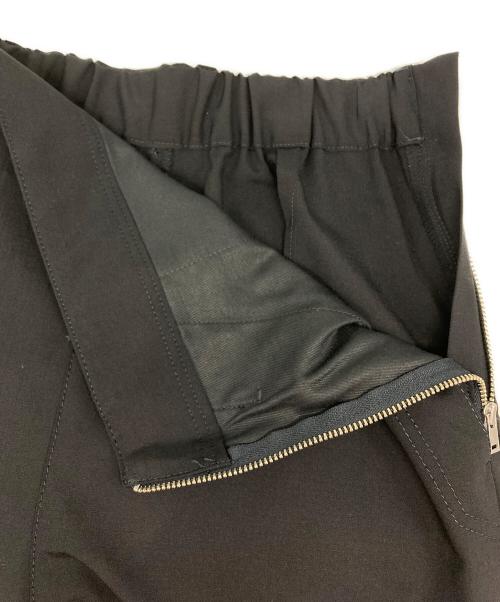 MACPHEE（マカフィー）MACPHEE (マカフィー) ポリエステルウールストレッチ フレアパンツ ブラック サイズ:34の古着・服飾アイテム