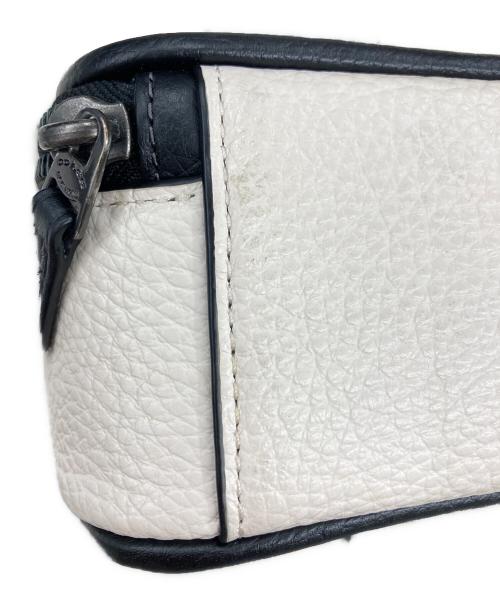 COACH（コーチ）COACH (コーチ) ワイアット クロスボディ バッグ ホワイト×ブラックの古着・服飾アイテム