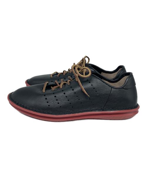 CLARKS（クラークス）CLARKS (クラークス) Tamho Race　スニーカー ブラック サイズ:US8の古着・服飾アイテム