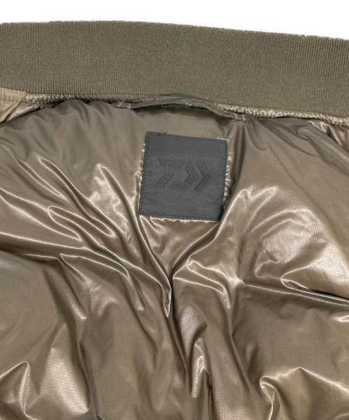 DAIWA PIER39（ダイワ ピア39）DAIWA PIER39 (ダイワ ピア39) TECH 2WAY MA-1 DOWN JACKET カーキ サイズ:Mの古着・服飾アイテム